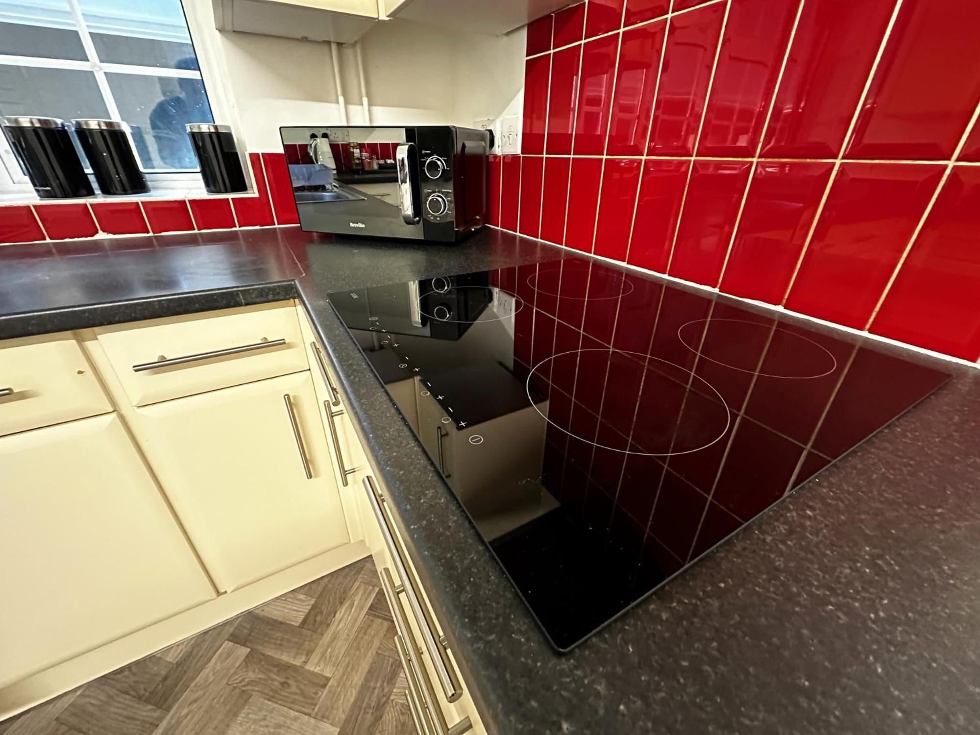 Kennedy Villa - 5 Bedroom House With Hot Tub, Wifi, Free Parkings, Close To Bicester Village Exterior foto